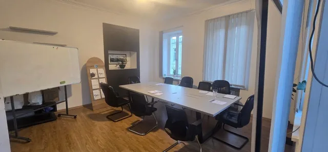 Office, Mtatsminda